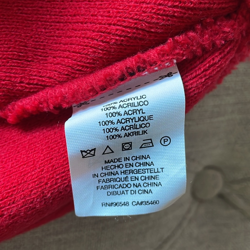 Oakley red knitted beanie with large logo - Picture 3 of 4